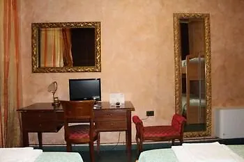 Hotel Da Mariuccia Robecchetto con Induno