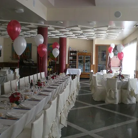 Da Mariuccia Отель 3*